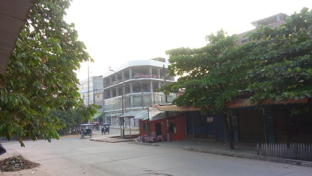 Hospedaje Independencia Pucallpa Exteriör bild