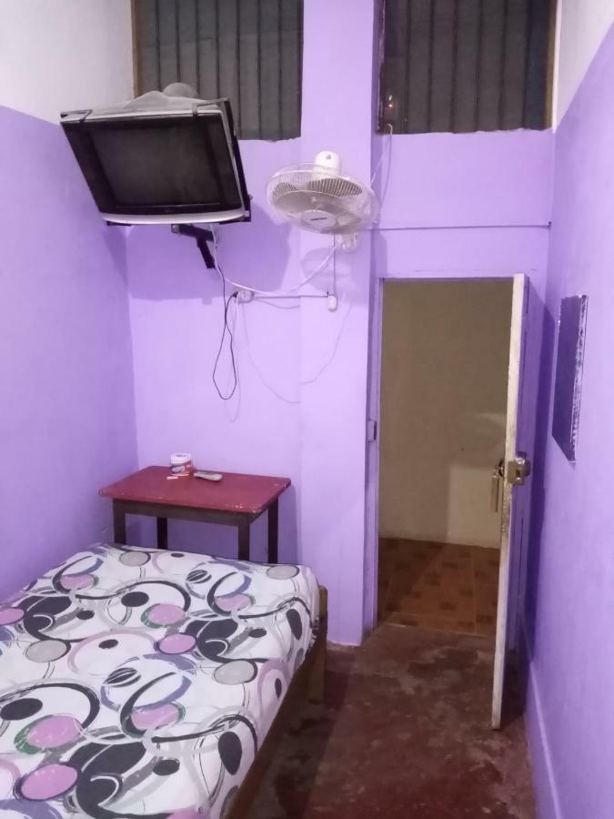 Hospedaje Independencia Pucallpa Exteriör bild